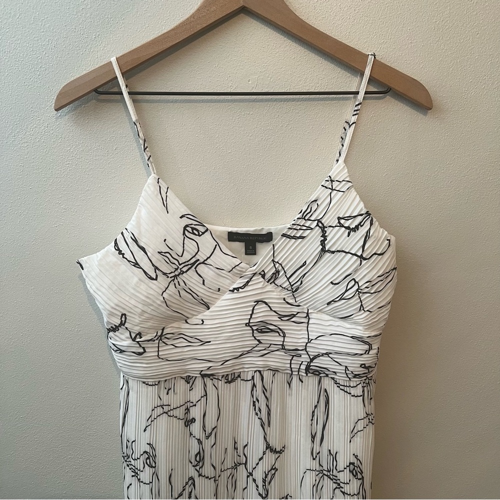 Banana Republic PRINT PLISSÉ MIDI DRESS Sz 8 NWT - Picture 3 of 7